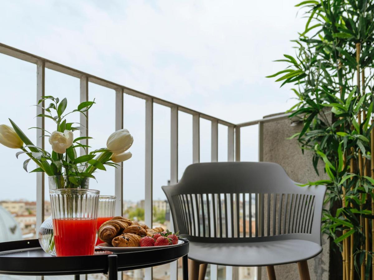 Sunny 2Br Flat - Top Location - Amazing Balcony Bucureşti Ngoại thất bức ảnh