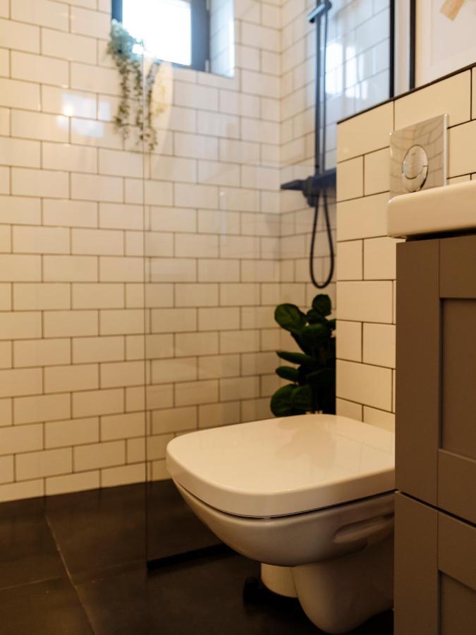 Sunny 2Br Flat - Top Location - Amazing Balcony Bucureşti Ngoại thất bức ảnh