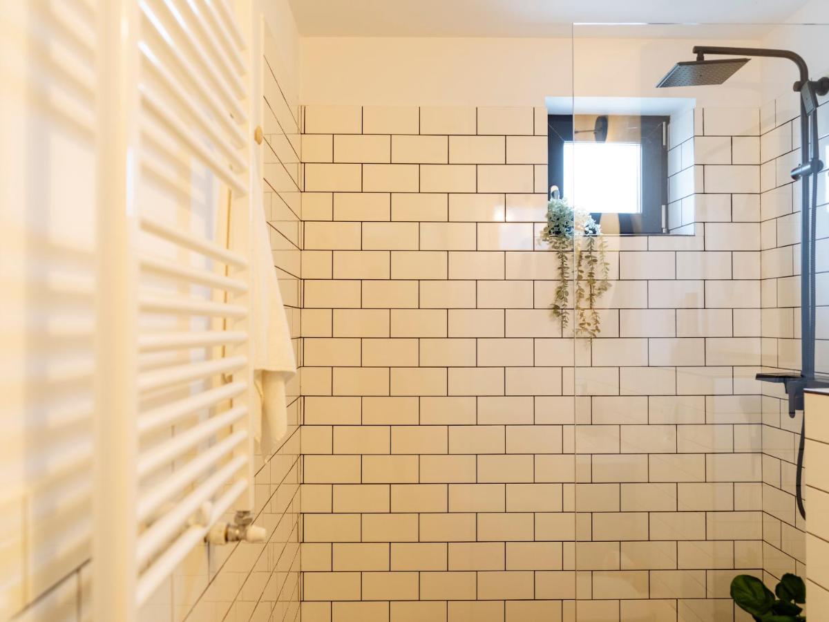 Sunny 2Br Flat - Top Location - Amazing Balcony Bucureşti Ngoại thất bức ảnh